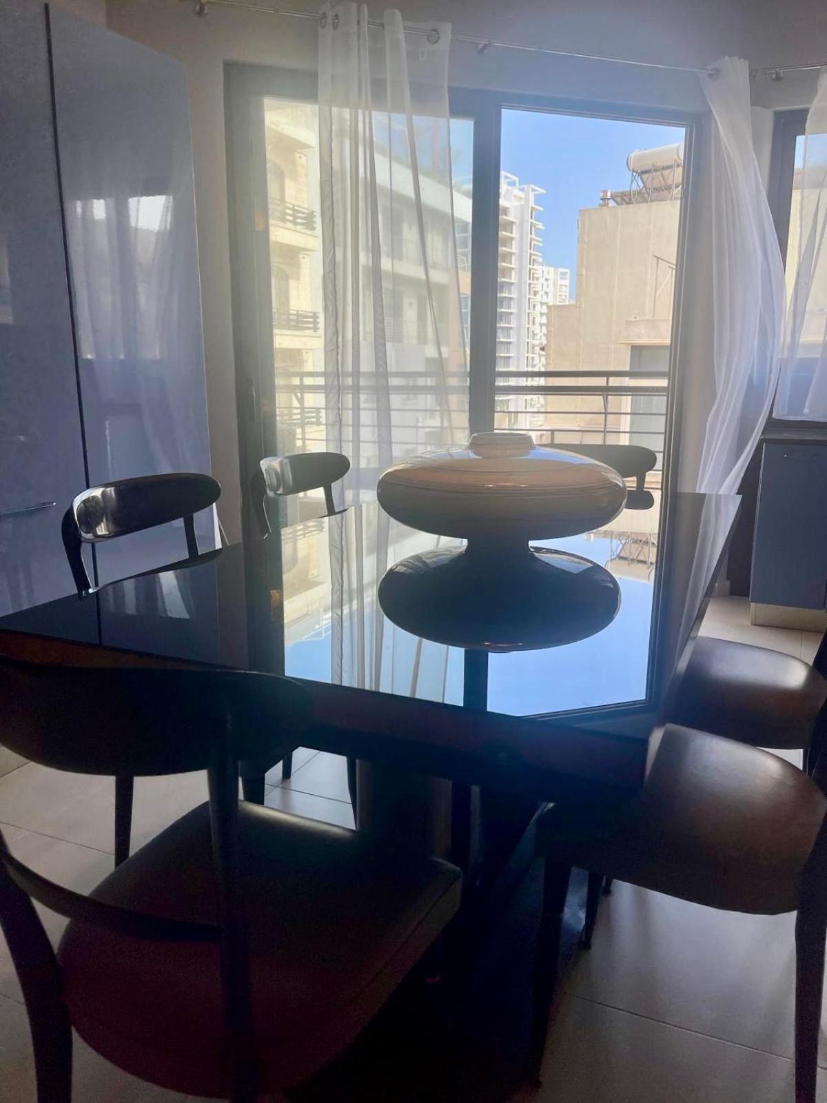 Aron Seaviews Apartment スリーマ エクステリア 写真